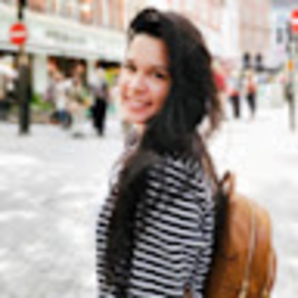 Meet your Posher, Elaine